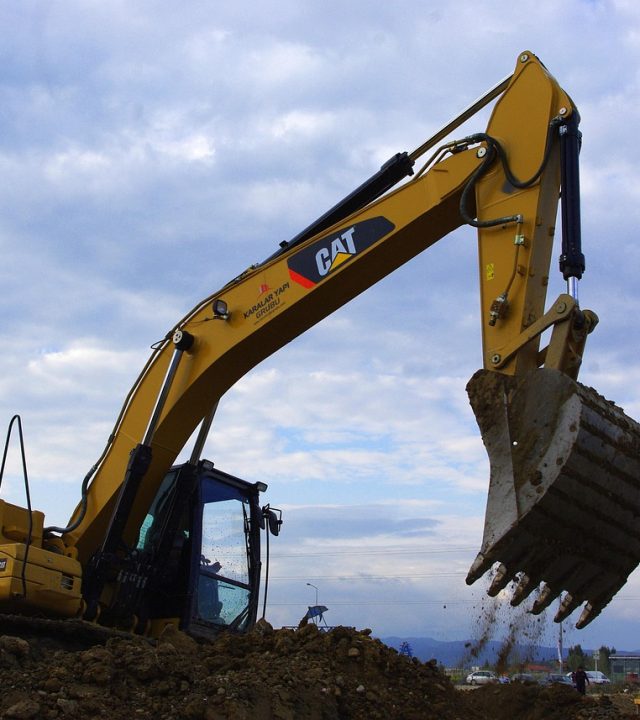 excavators 4765917 1280